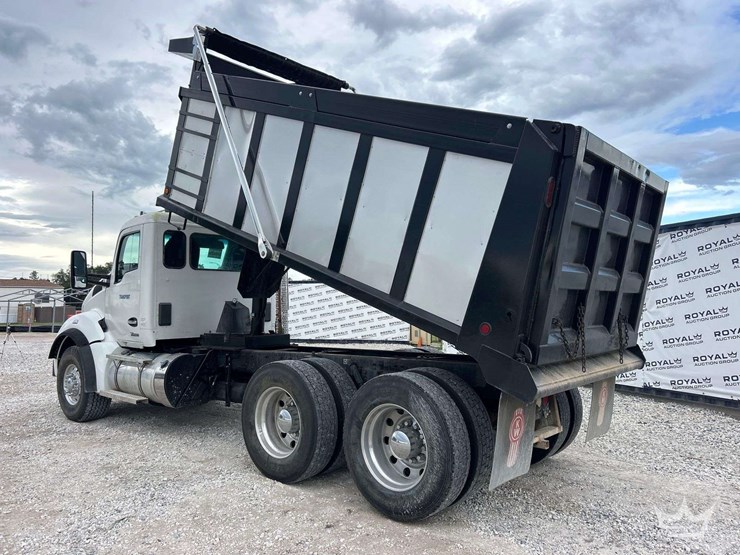 2022-kenworth-t880-image-4