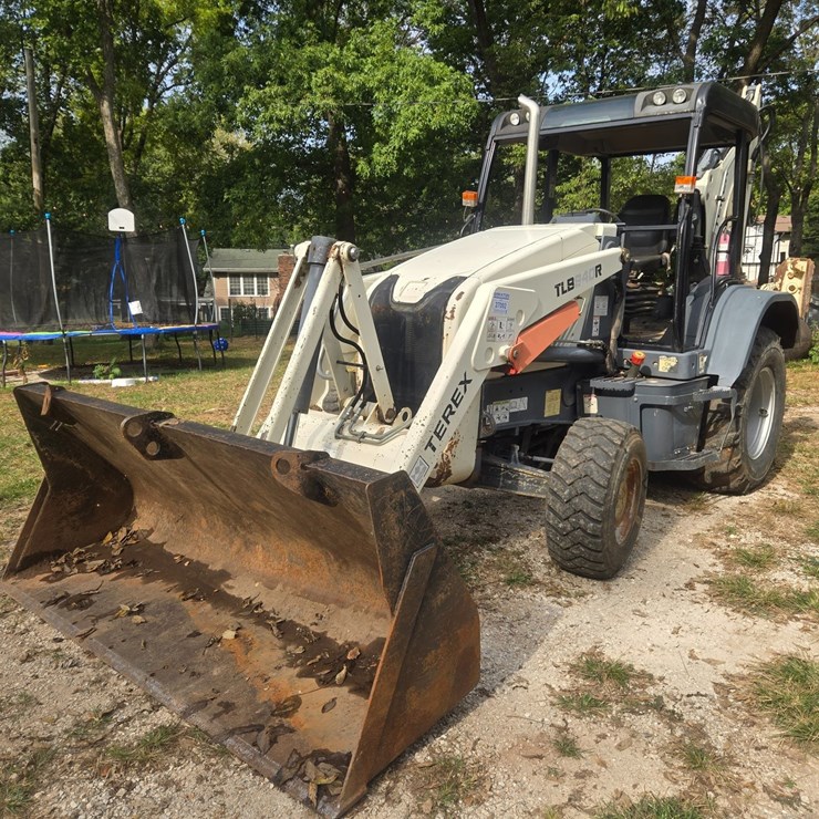 TEREX TLB840R