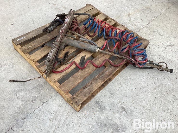 pogo-stick-holder-image-8