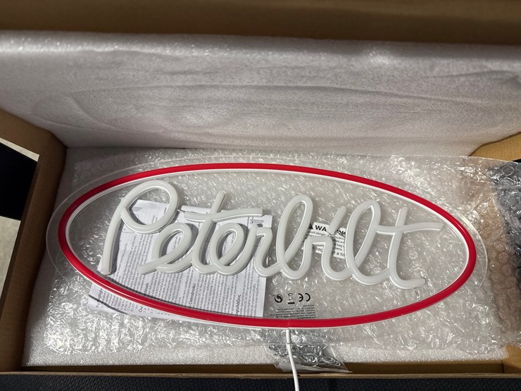 #1472-•-peterbilt-led-sign-image-1