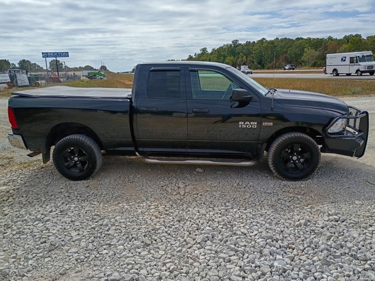 2018-dodge-1500-image-11