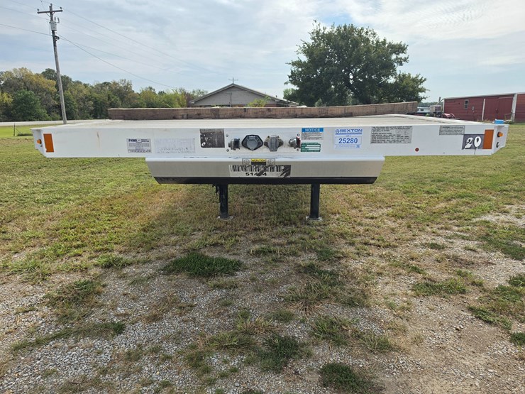 2023-fontaine-flat-bed-trailer-image-19