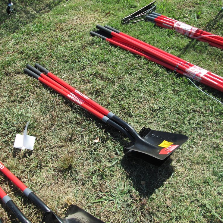 #50159 • Lot of (3) Unused Craftsman Flat Shovels INV#50159
