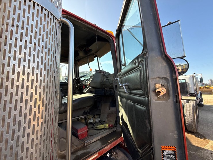 1992-mack-rb688s-image-60