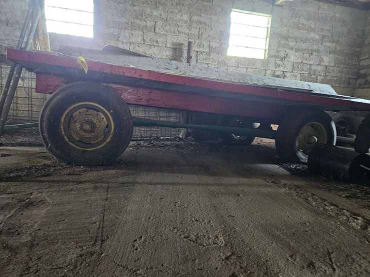 #8721-•-john-deere-running-gear-and-flat-rack-image-12