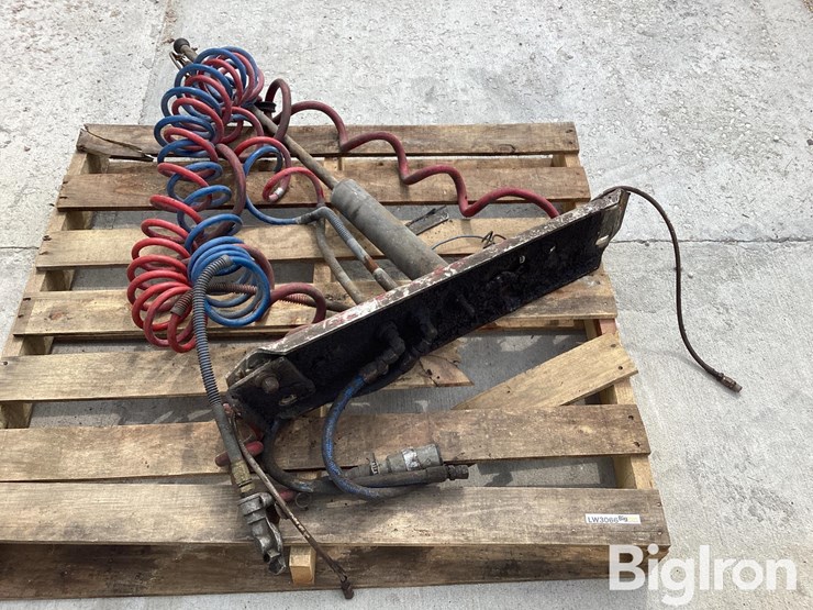pogo-stick-holder-image-3