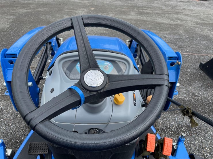new-holland-workmaster-25s-image-7