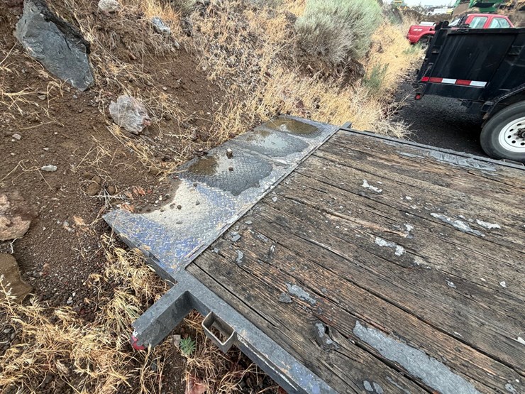 #2524-•-22'-tilt-bed-equipment-trailer-image-14