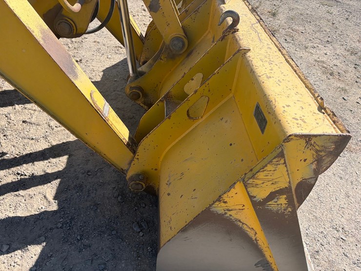 2007-deere-210le-image-13