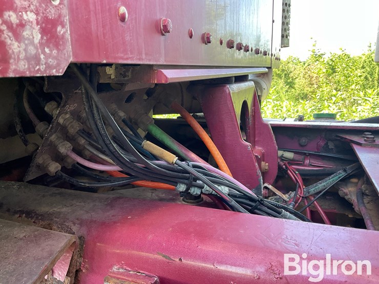 2005-kenworth-w900b-image-11