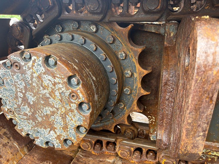deere-225d-lc-image-14