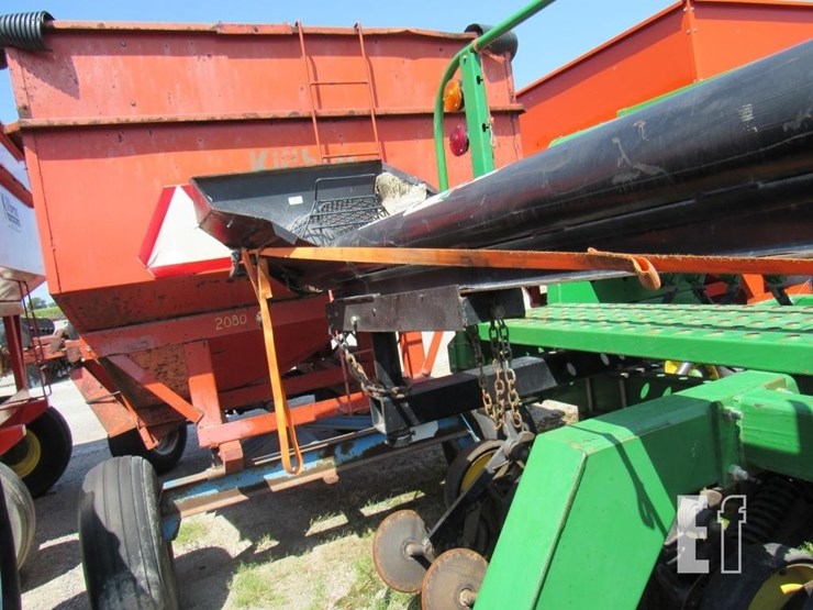 1996-john-deere-750-image-16