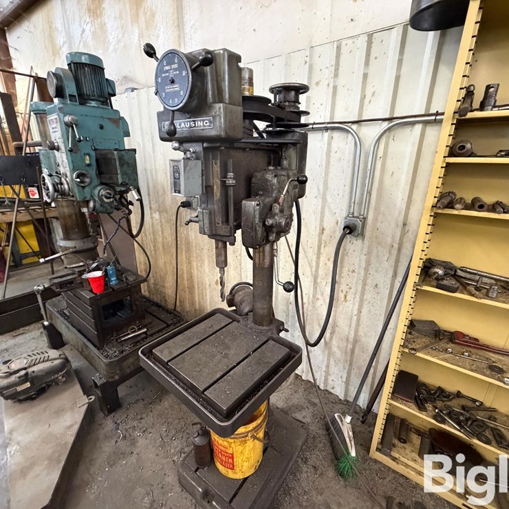 Clausing 22V Drill Press