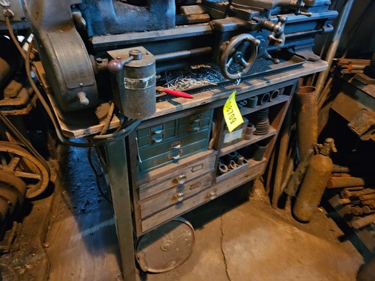 #8709-•-antique-lathe-image-3