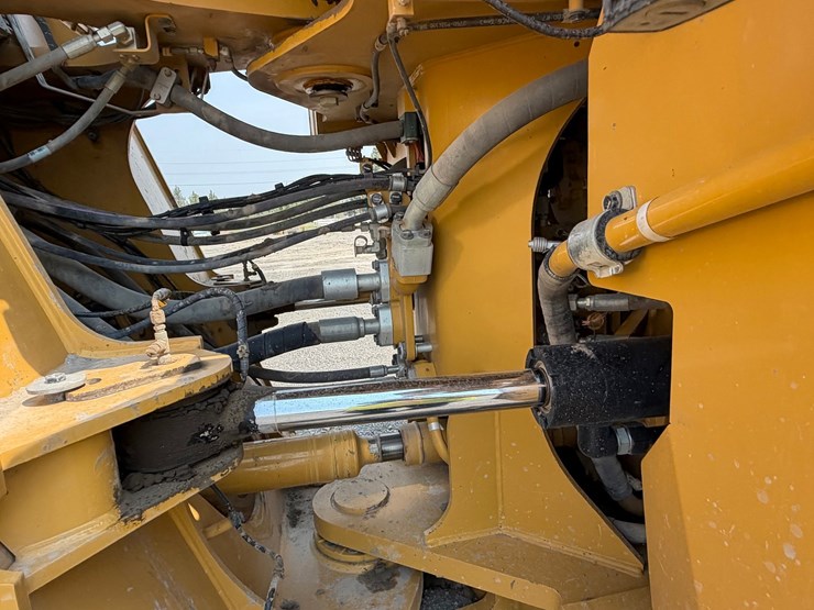 2018-caterpillar-980m-image-78