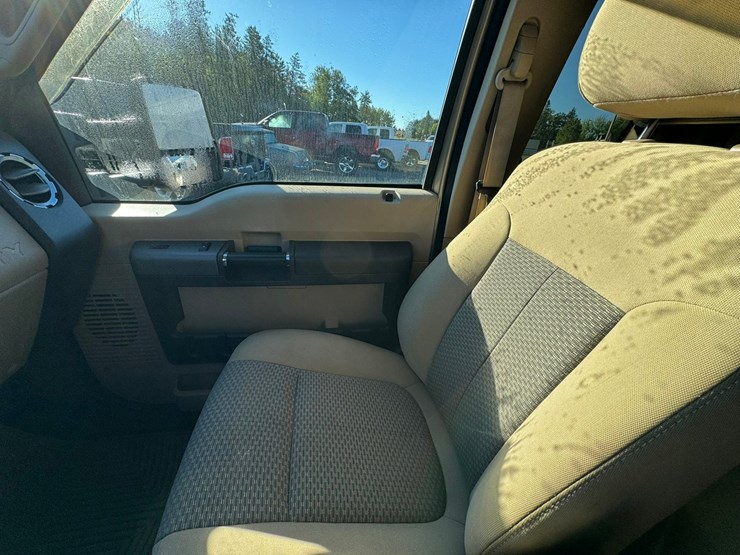 2012-ford-f350-image-37
