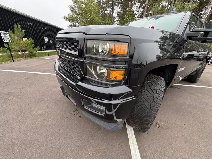 2015-chevrolet-silverado-1500-z71-image-10