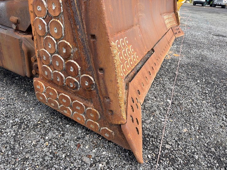 caterpillar-d9h-image-16
