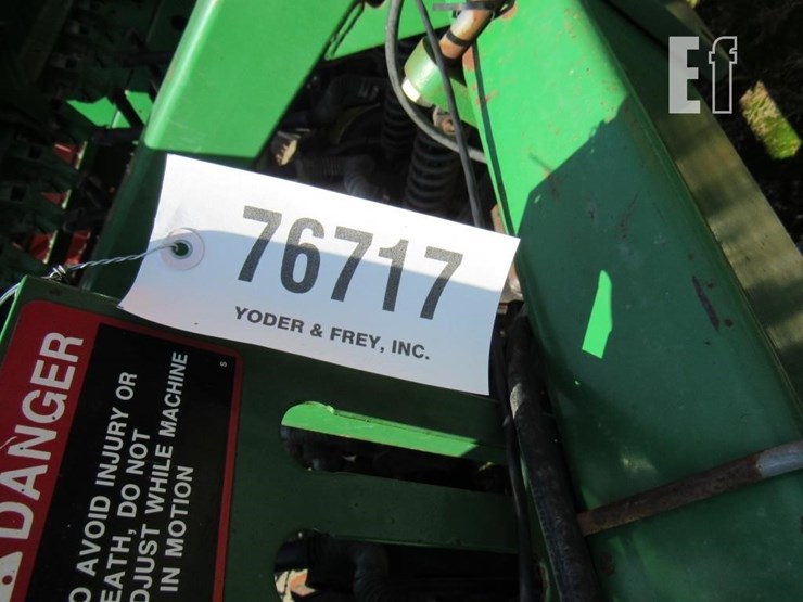 1996-john-deere-750-image-2
