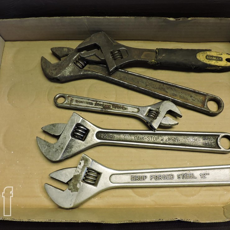 ASSORTED ADJUSTABLE WRENCHES