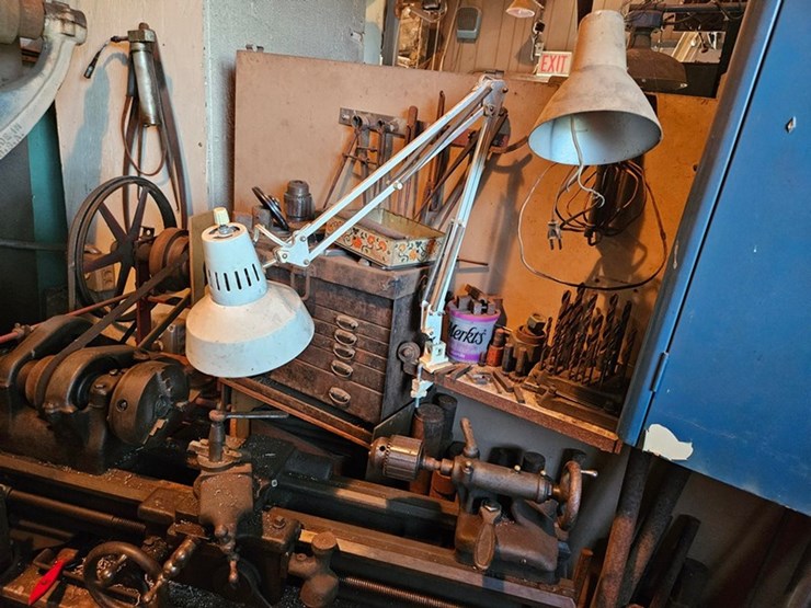 #8709-•-antique-lathe-image-14
