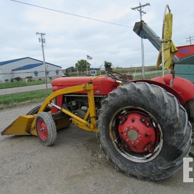 MASSEY-FERGUSON 65