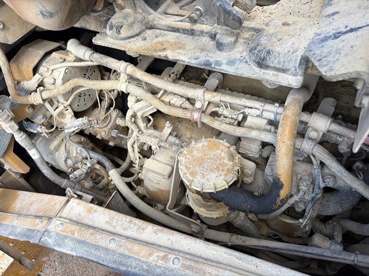 2014-caterpillar-972k-image-61