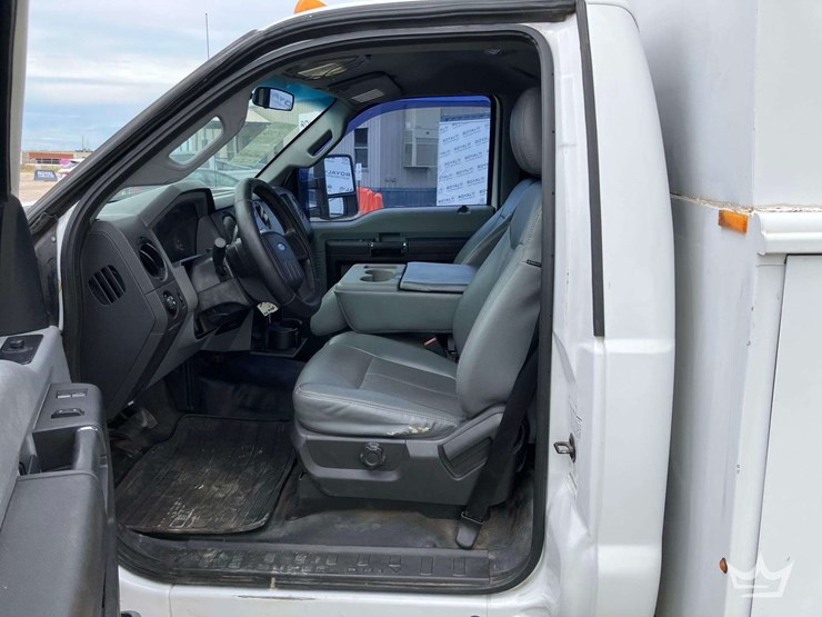 2016-ford-f350-image-11