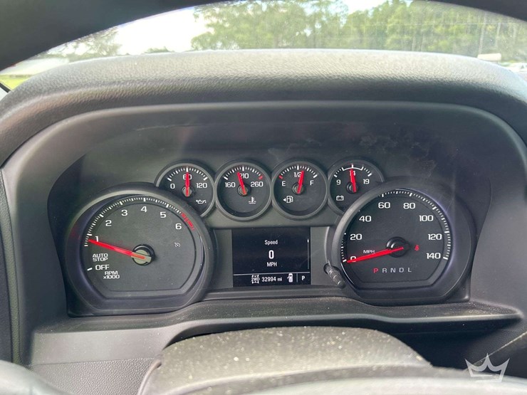 2022-chevrolet-silverado-1500-image-18