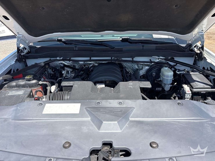 2014-chevrolet-silverado-crew-cab-pickup-truck-image-8