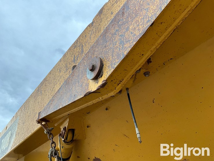 2013-caterpillar-740b-image-20