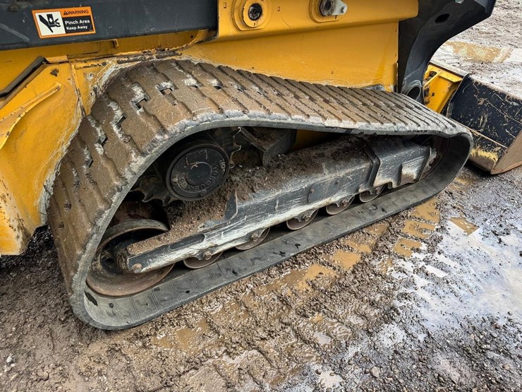 2019-deere-333g-image-18
