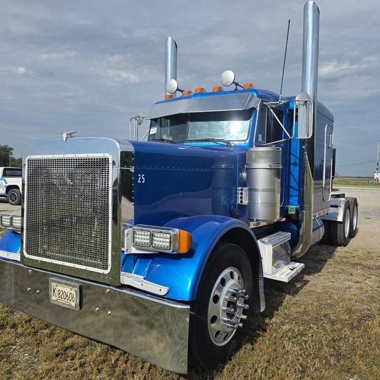 2006 PETERBILT 379