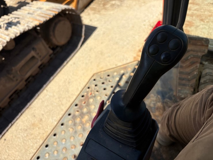 2020-volvo-ec480el-image-46