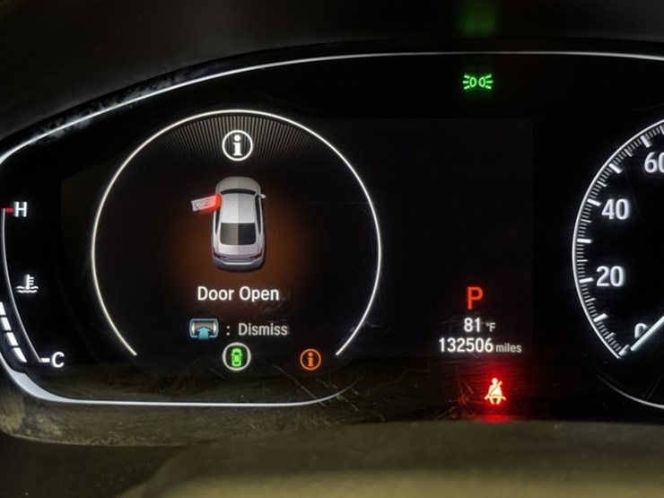 2018-honda-accord-sdn-image-18