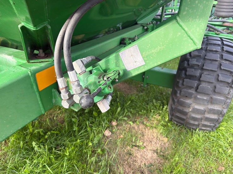 john-deere-777-image-14