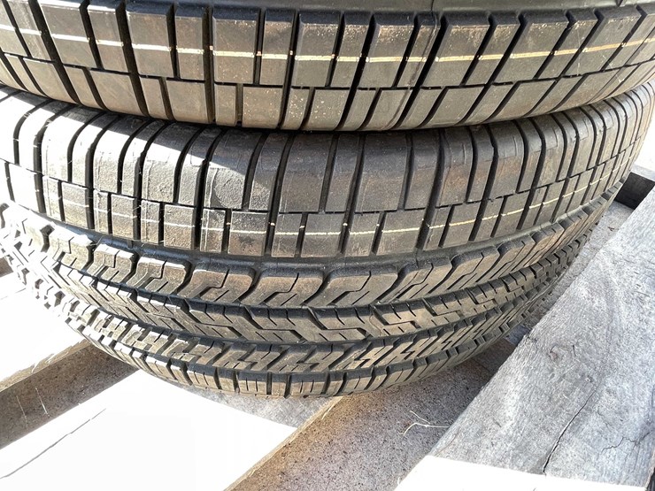 #4077-•-goodyear-p265/60r17-tires-(08)-image-7