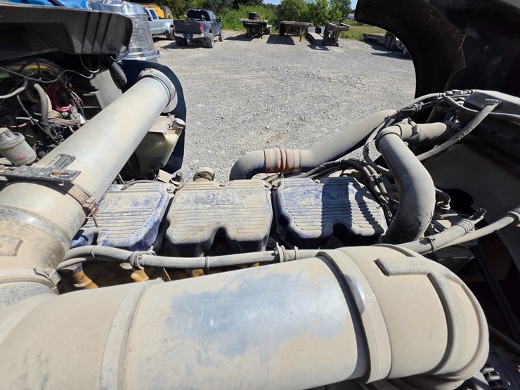 2003-kenworth-w900-image-51