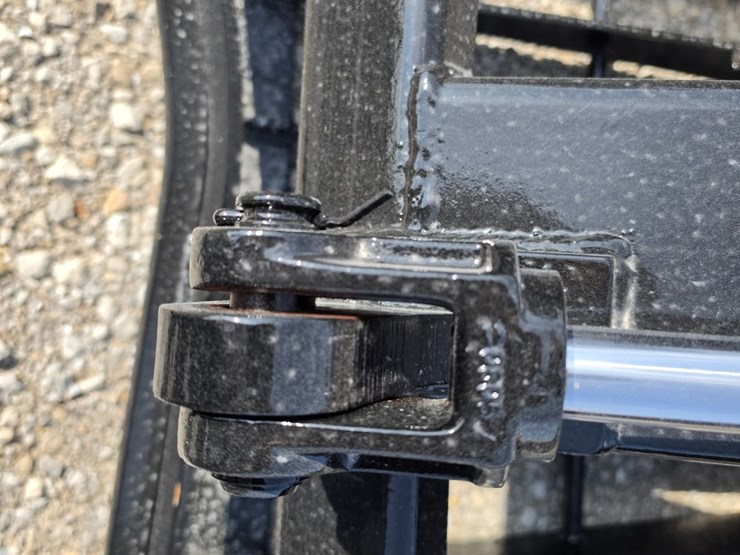 #25302-•-skid-steer-brush-grapple-image-12