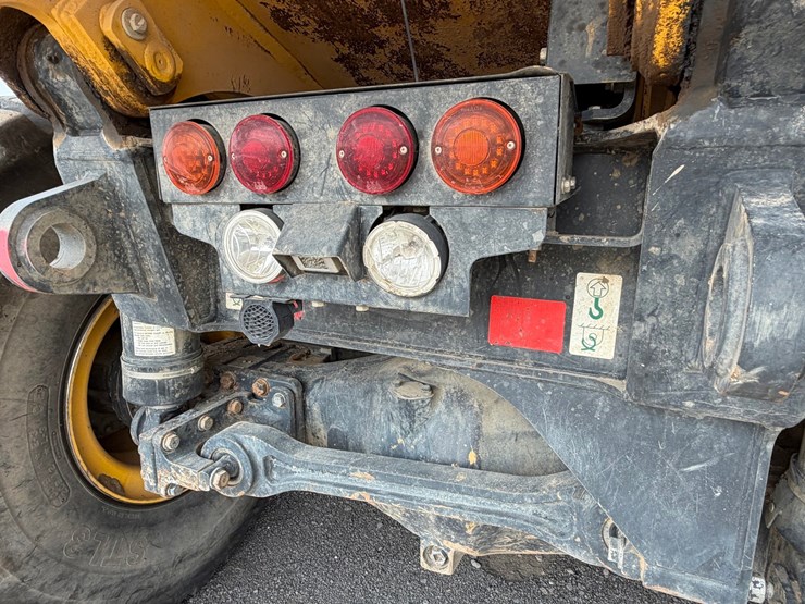 2016-komatsu-hm400-5-image-59