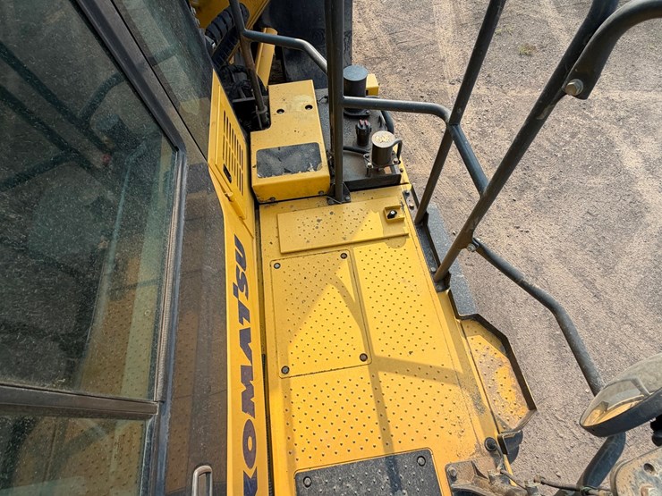 2018-komatsu-hm400-5-image-89