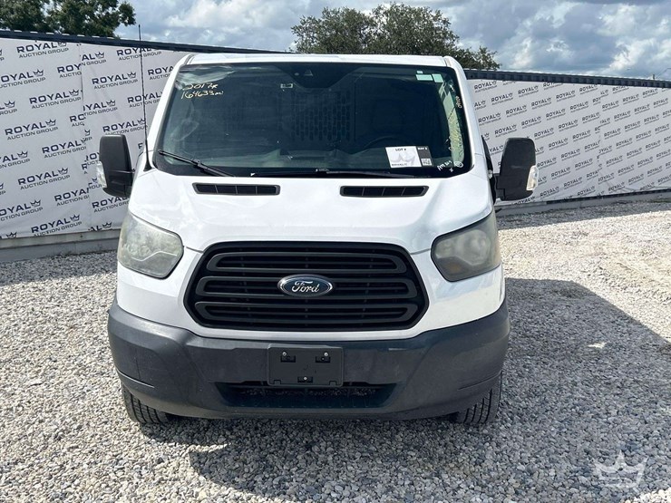 2017-ford-transit-image-27