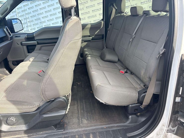 2015-ford-f150-image-17
