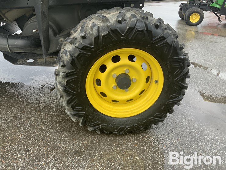 2022-john-deere-gator-image-20