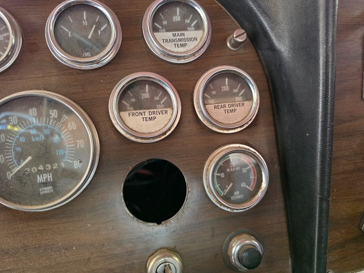 #25275-•-1980-peterbilt-359-day-cab-truck-image-31