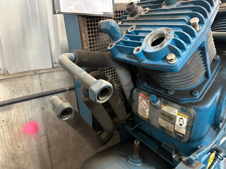 #2866-•-quincy-slt-25-air-compressor-image-3