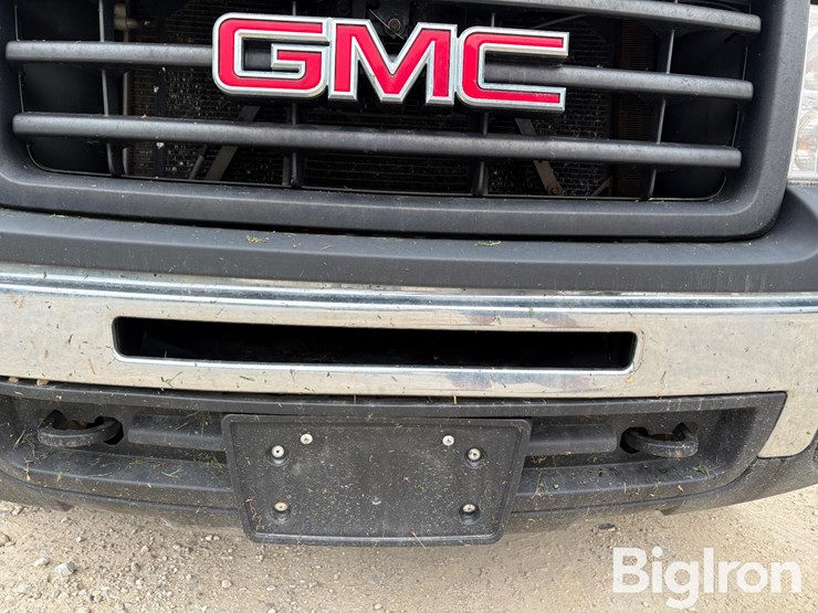 2010-gmc-sierra-1500-image-13