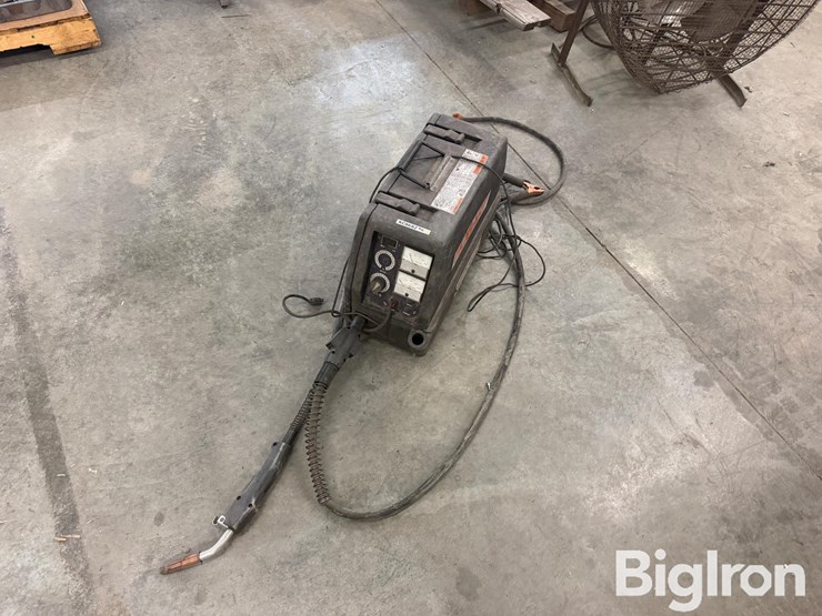 hobart-hefty-cc/cv-suitcase-welder-image-8