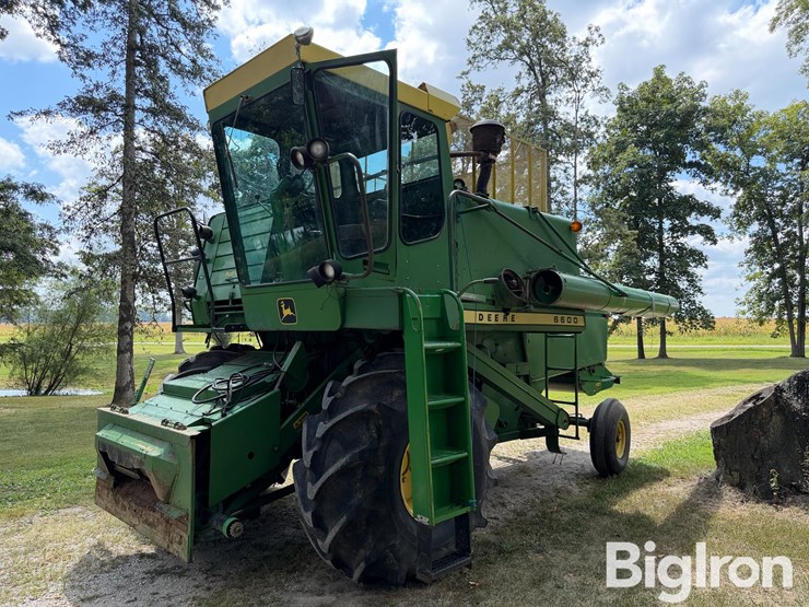 1977-john-deere-6600-image-1