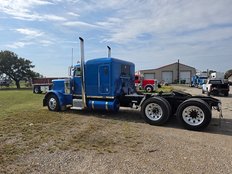 2006-peterbilt-379-image-6